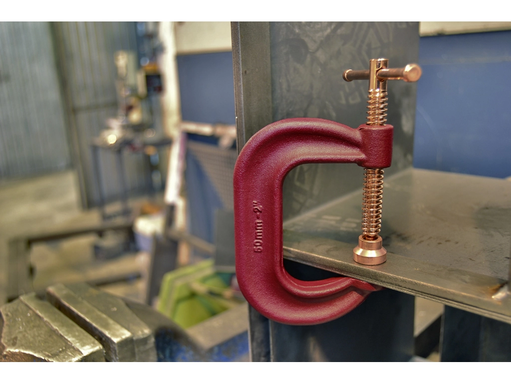 PRESSE EN C SPECIALE SOUDURE 150MM - 55515 - PIHER 1 PRESSE EN C SPECIALE SOUDURE 150MM - 55515 - PIHER