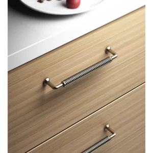 referencesFA4251962127113images314 08510 16039 a2